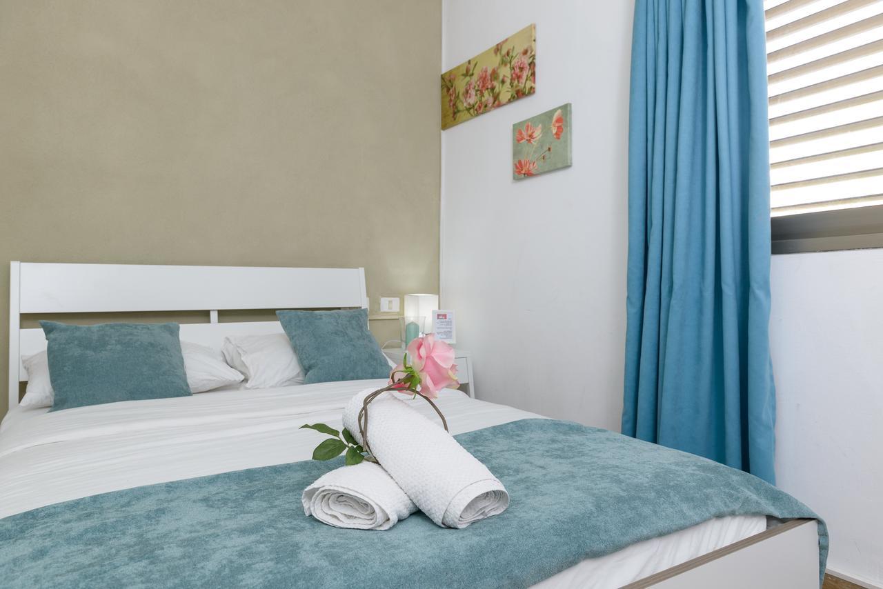 תל אביב Studio & Apartments On The Beach By Aspentlv מראה חיצוני תמונה