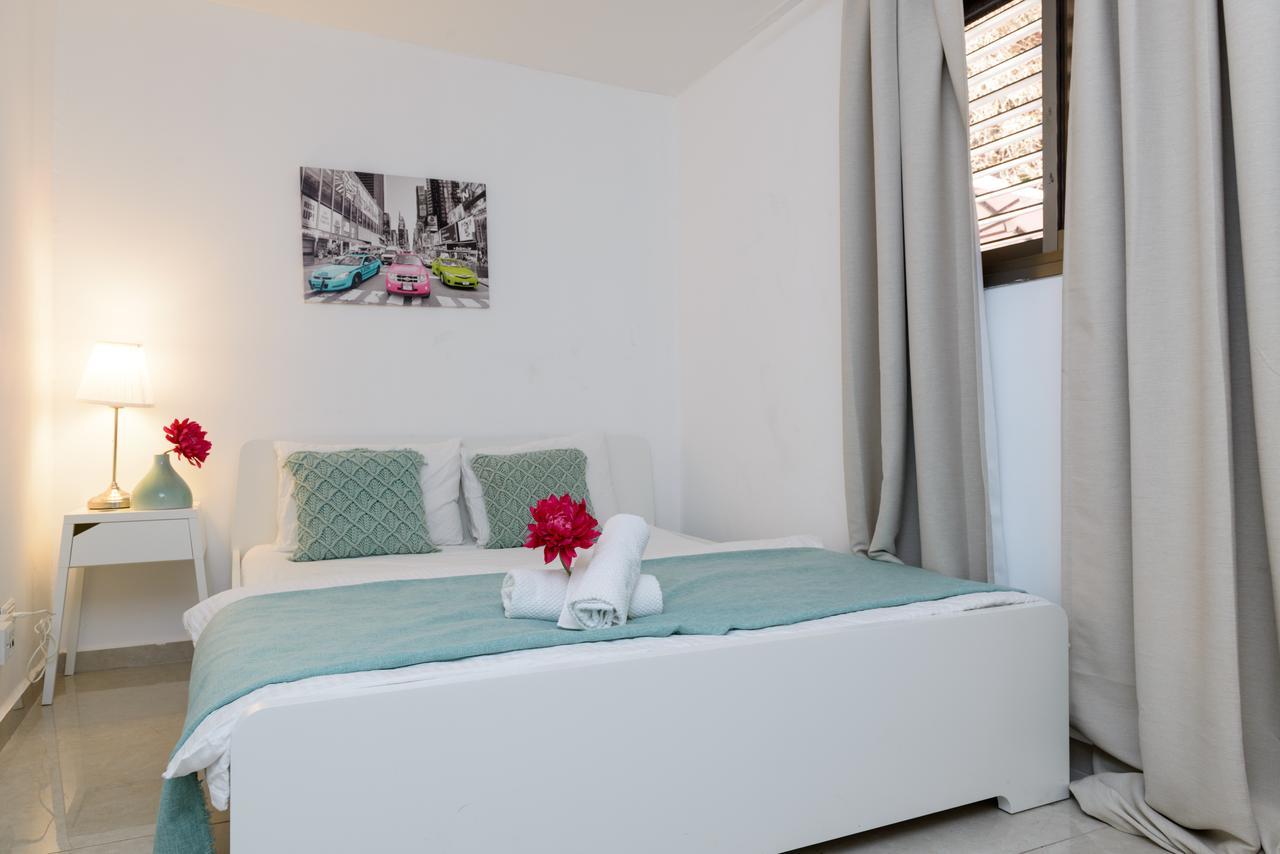 תל אביב Studio & Apartments On The Beach By Aspentlv מראה חיצוני תמונה