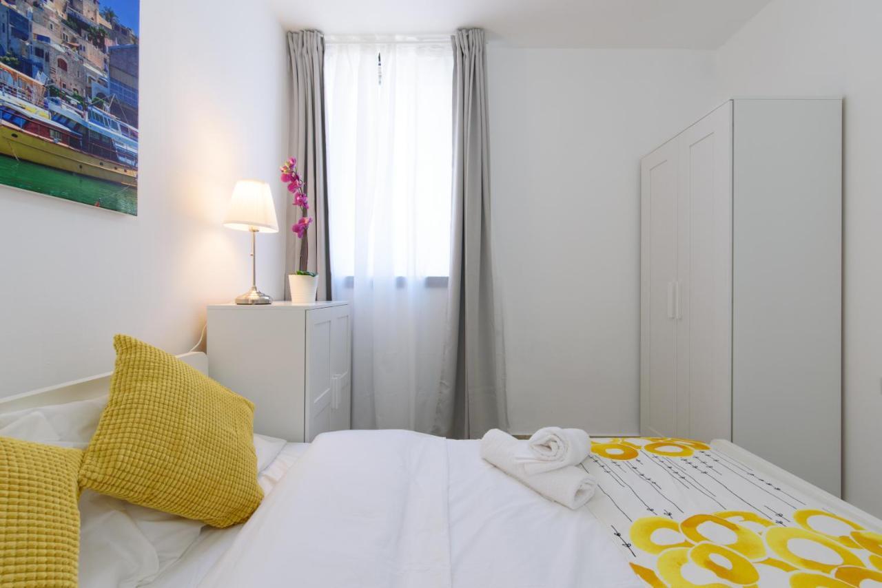 תל אביב Studio & Apartments On The Beach By Aspentlv מראה חיצוני תמונה